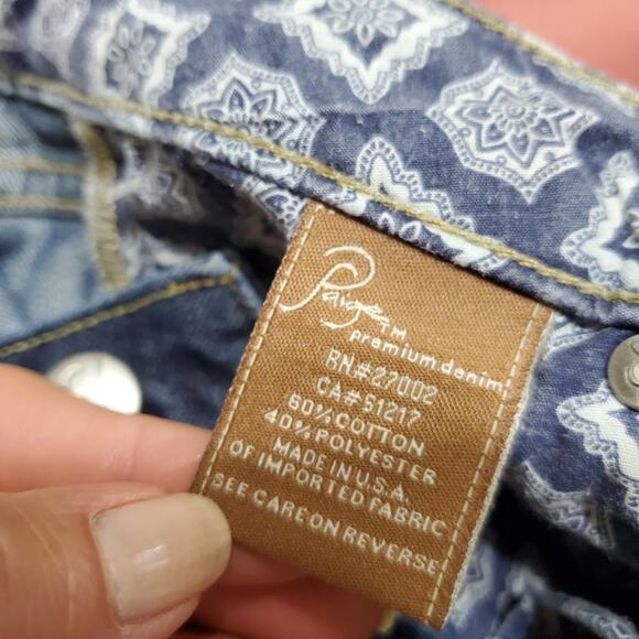 Paige Skyline Distressed Straight Leg Jean McKinley Wash Size 27, Size 4 - Picture 10 of 13